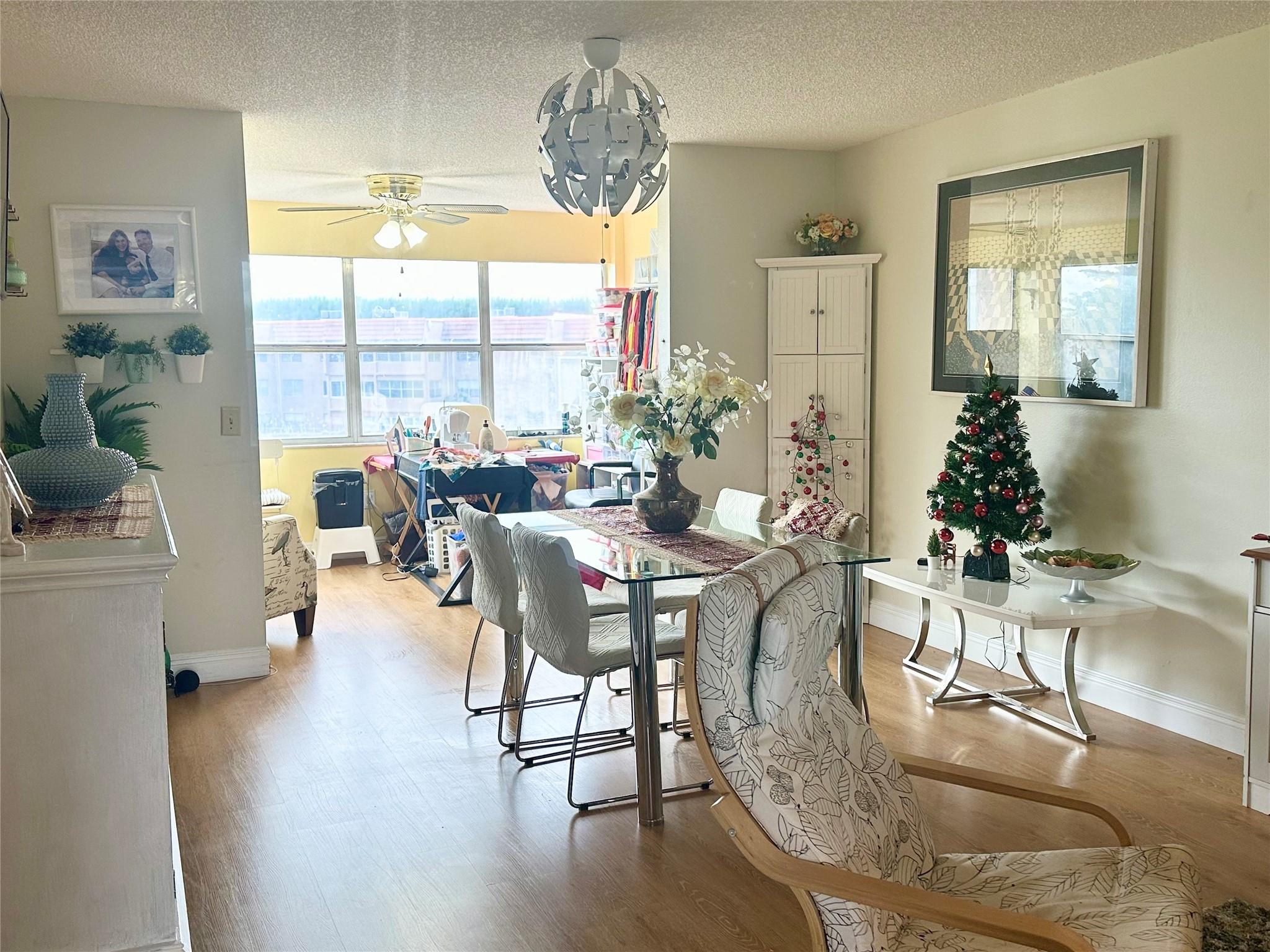 9821 Sunrise Lakes Blvd 303