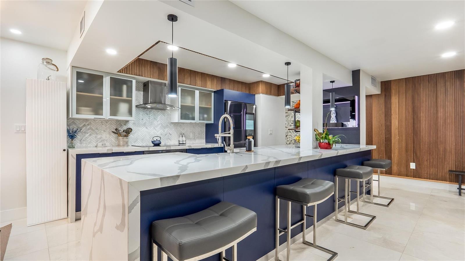 1410 Sheridan Street 7I