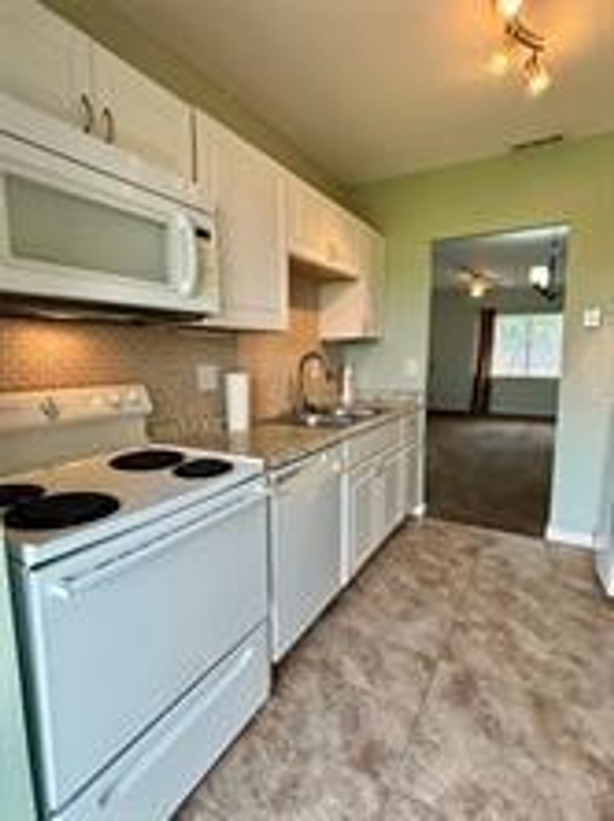 Low move-in cost. Nicely updated kitchen with newer cabinets, backsplash, tile floor & appliances Carpeting in living room, Bedroom & hallway. Newer Bathroom lighting, plumbing & vanity. Just waiting for a good tenant to take care of this lovely unit. One of the lowest priced 1-bedroom rentals in Margate! Covered rear patio looks out to pool & clubhouse. Rent includes cable TV & water. Unit is next to laundry room and storage unit & has a neighbor on only one side. HOA requires a credit score of 675. Second floor location. Windows insulated for noise reduction. Oriole Tenant interview required. No pets allowed. 1st months rent & security deposit moves you in. Landlord will pay HOA required deposit. Qualified tenants only please. Tenant has key fob access to community pool, clubhouse etc