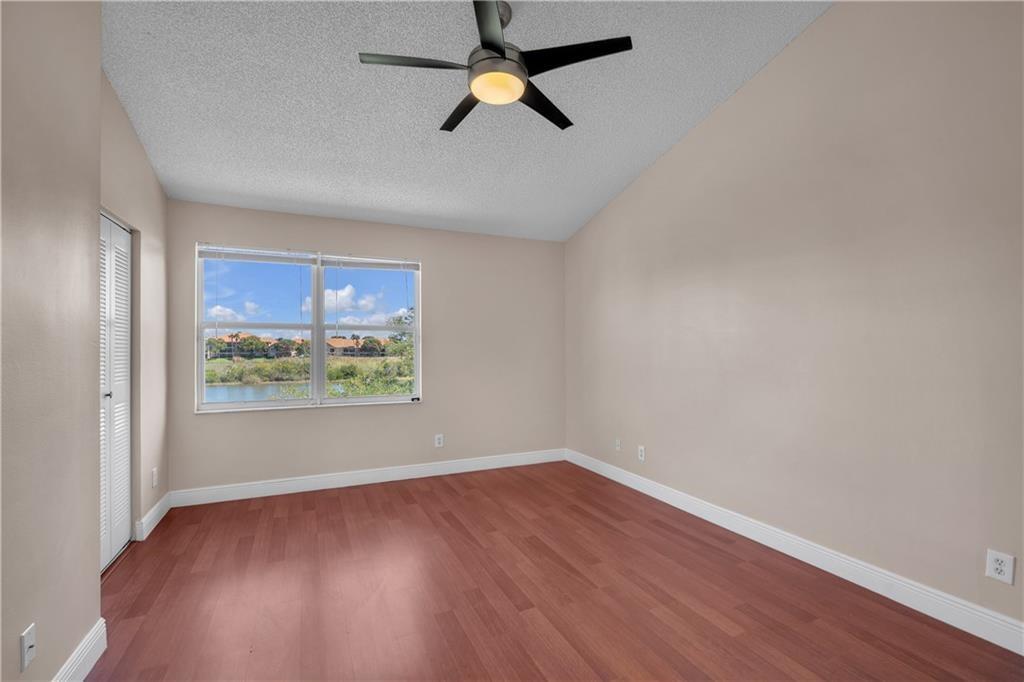PELICAN POINTE - Residential Lease