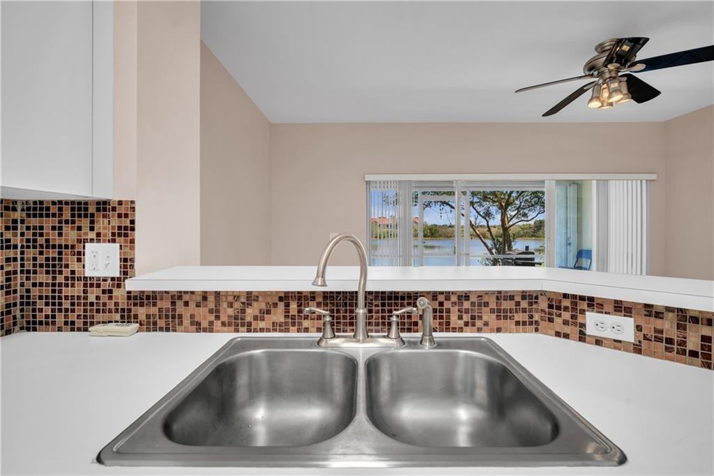 PELICAN POINTE - Residential Lease