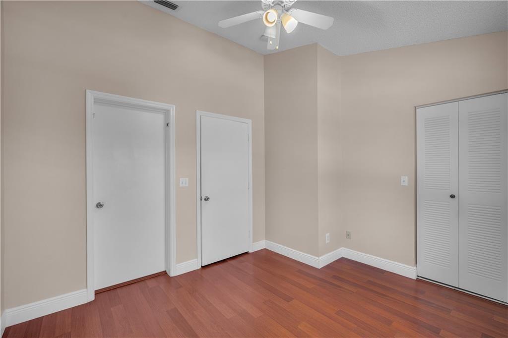 PELICAN POINTE - Residential Lease