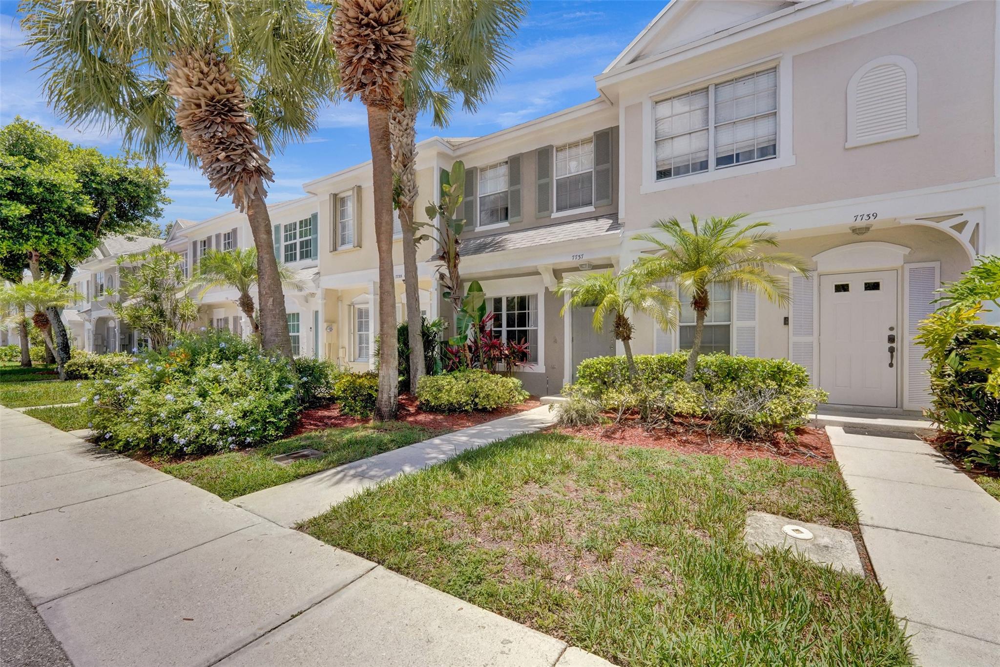 7735 Sanibel Dr 7735