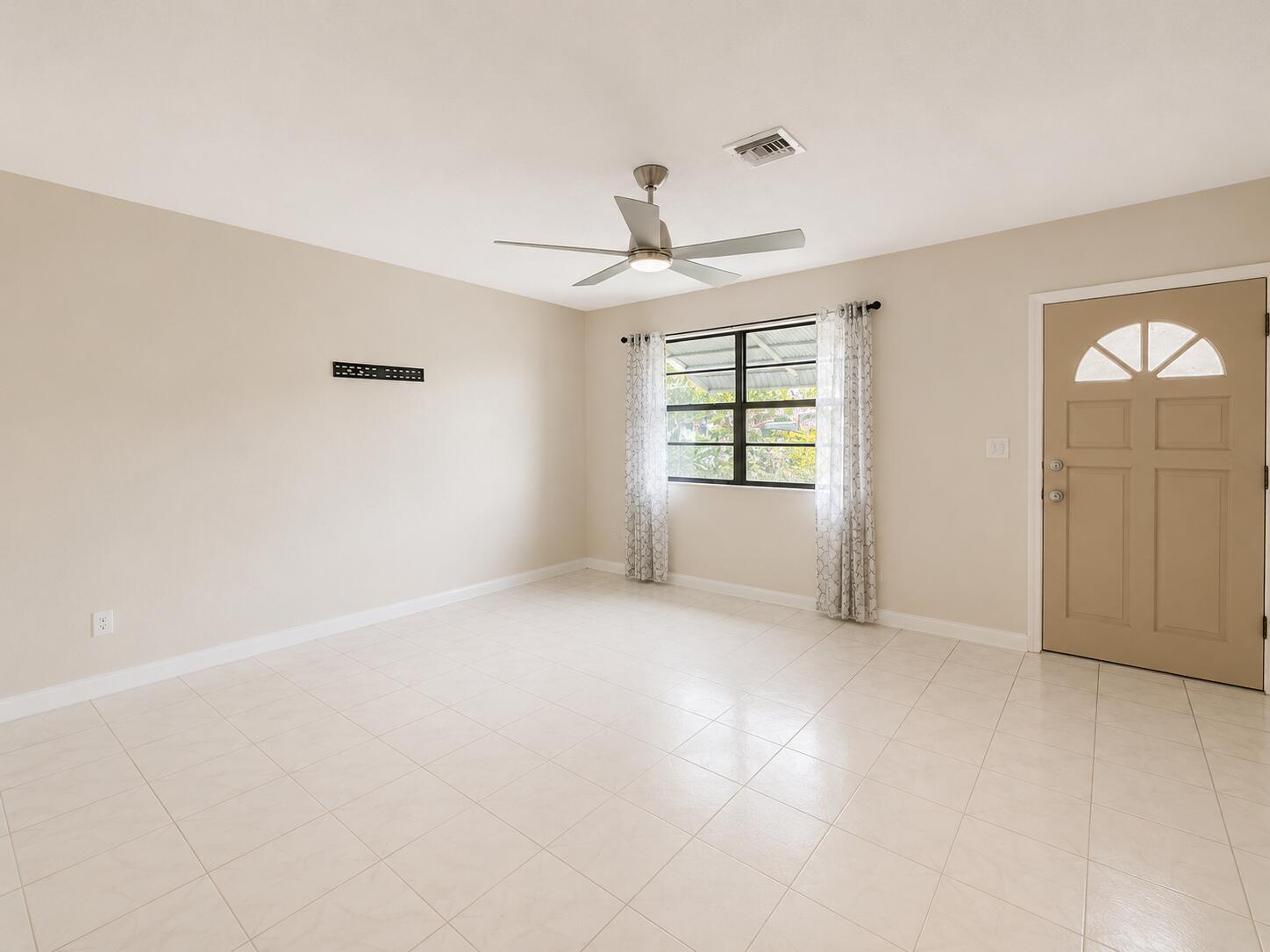 6960 SW 18TH Court