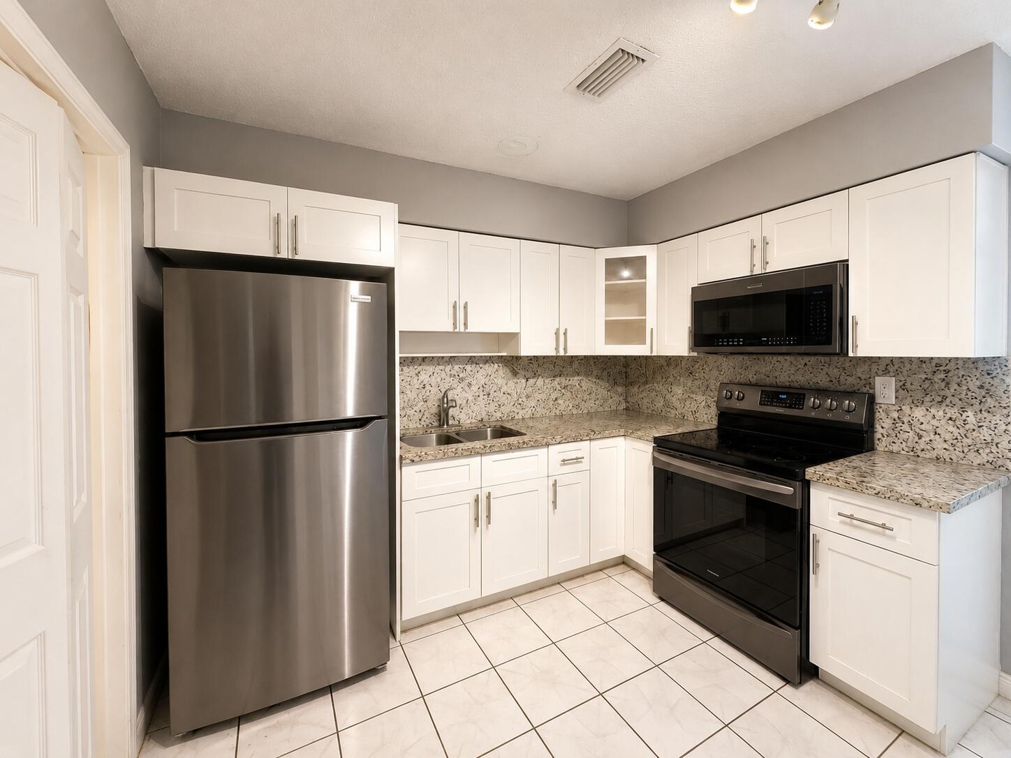 6960 SW 18TH Court