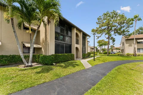 536 Shady Pine Way Unit B2, Greenacres, FL 33415 - MLS#: R11052615