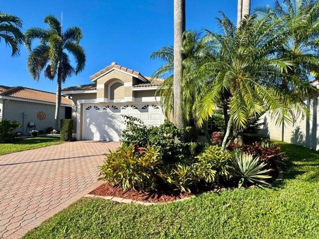 Photo of 7687 Cherry Blossom Street, Boynton Beach, FL 33437 (MLS # R11136216)