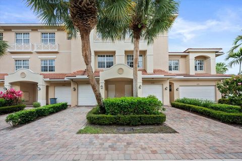 Photo of 5102 Artesa Way W, Palm Beach Gardens, FL 33418 (MLS # B26016222)