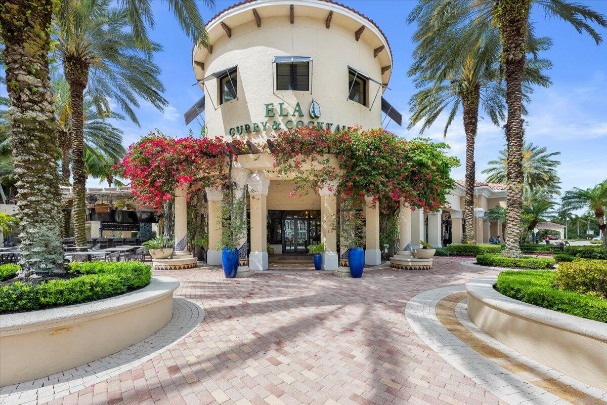 CIELO TOWNHOMES AT SHOPS OF DONALD ROSS - Residential