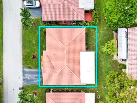 A home in Deerfield Beach