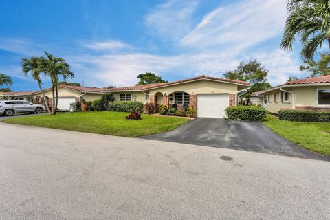 A home in Deerfield Beach