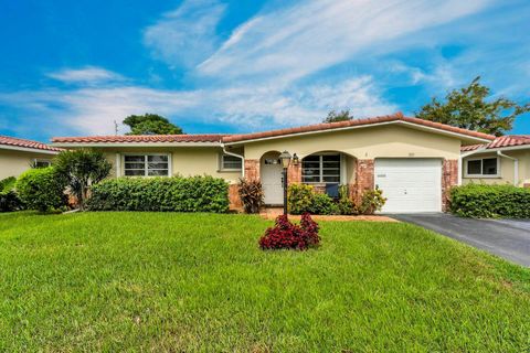 A home in Deerfield Beach