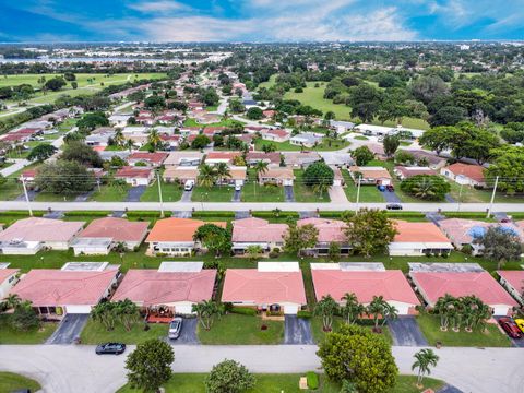 A home in Deerfield Beach