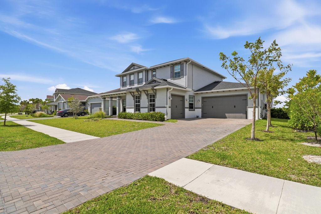 Photo of 655 Hookline Circle, Loxahatchee, FL 33470 (MLS # B26009409)