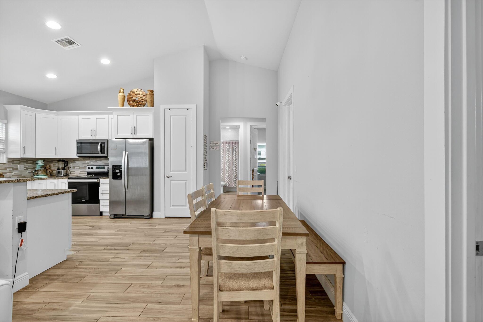 PORT ST LUCIE SECTION 33 - Residential