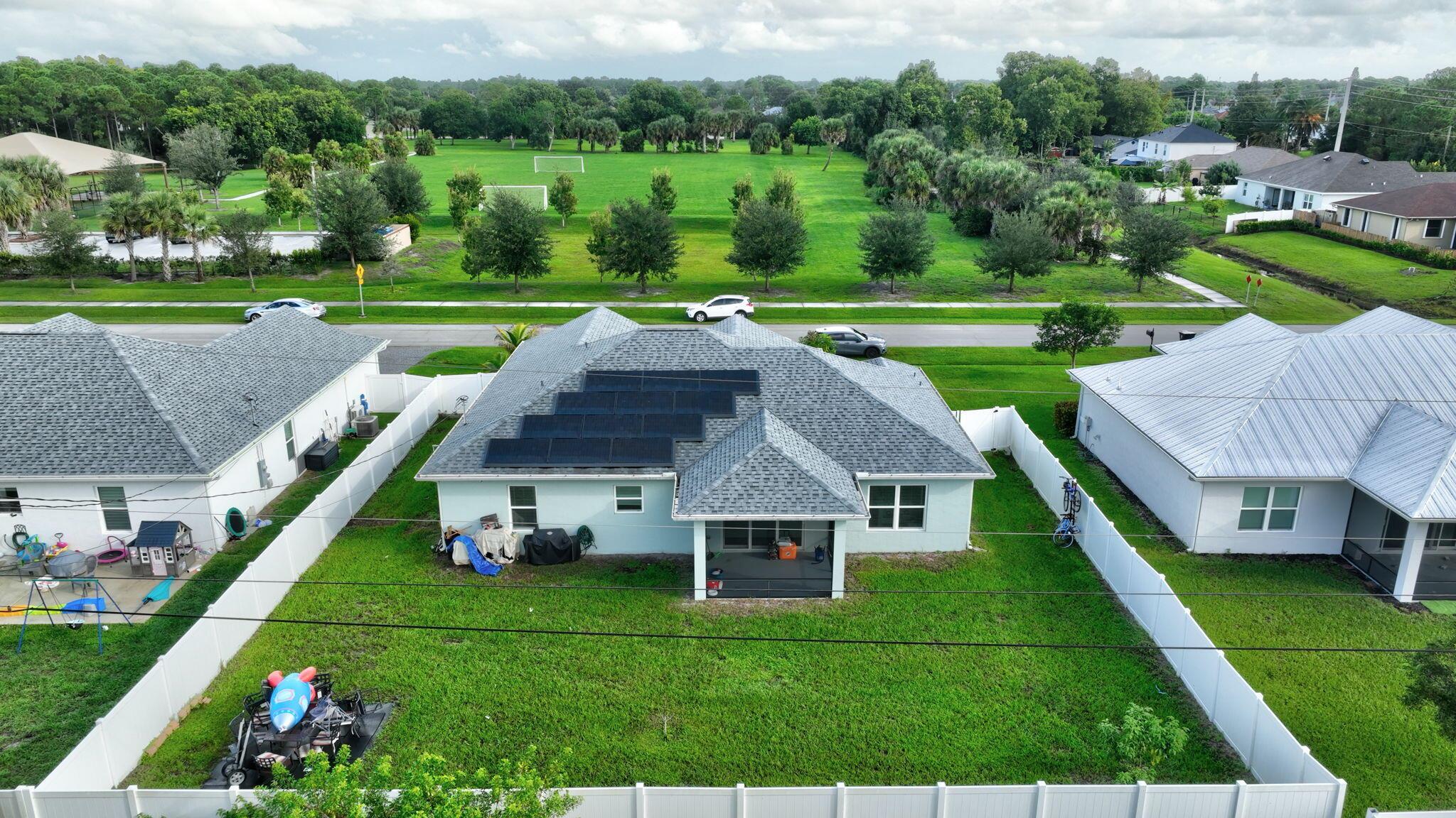 PORT ST LUCIE SECTION 33 - Residential