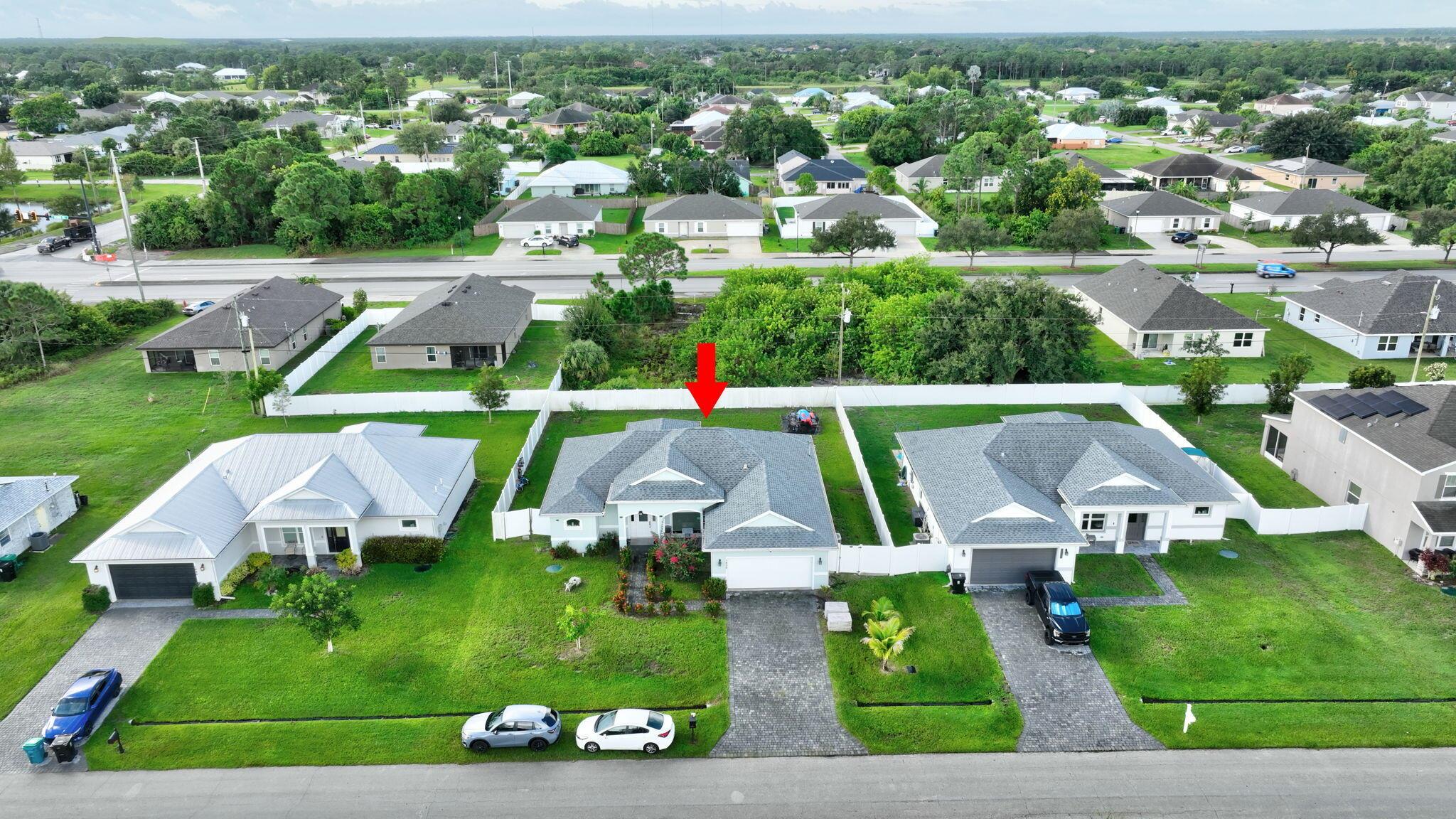 PORT ST LUCIE SECTION 33 - Residential