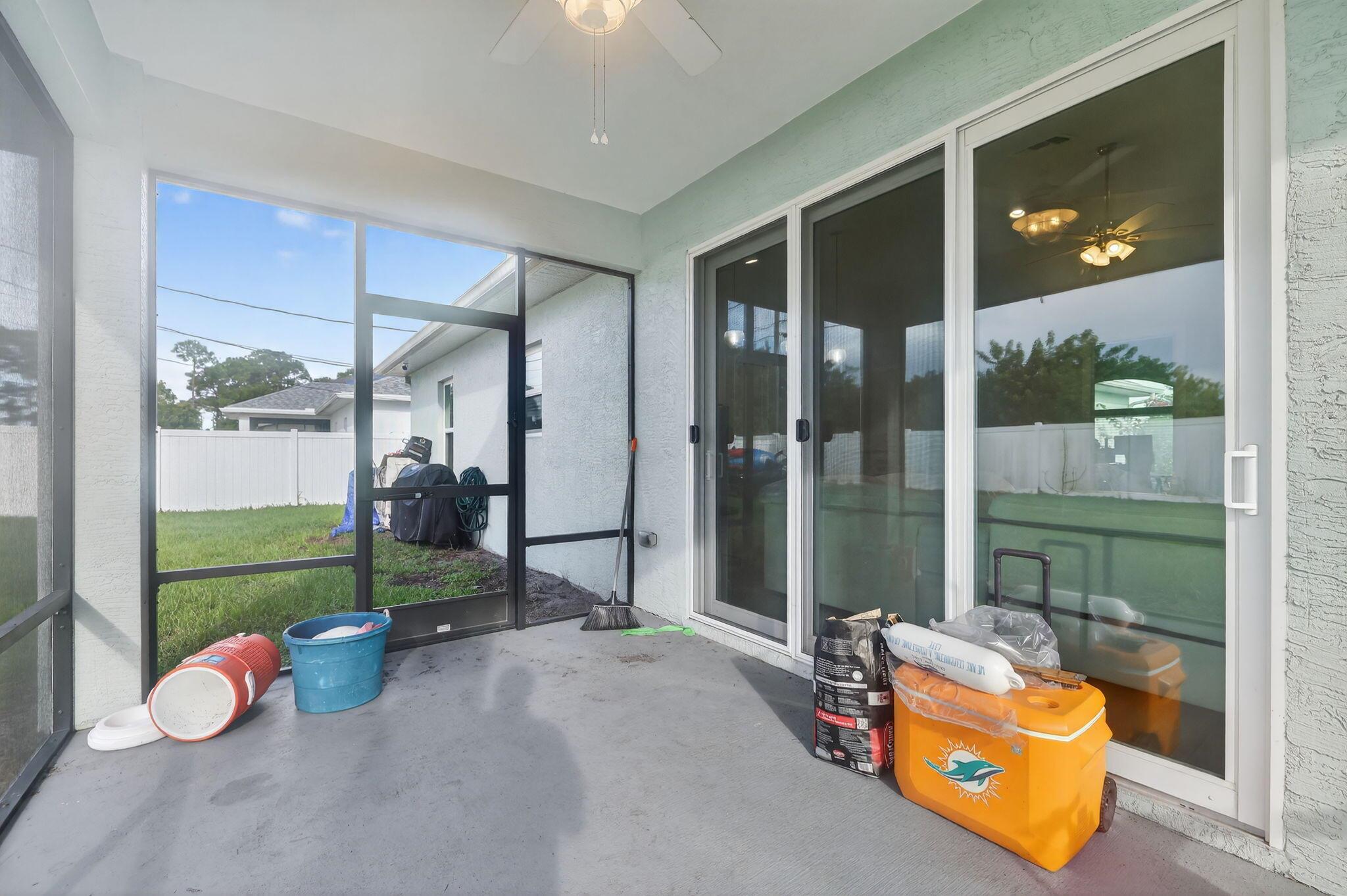 PORT ST LUCIE SECTION 33 - Residential