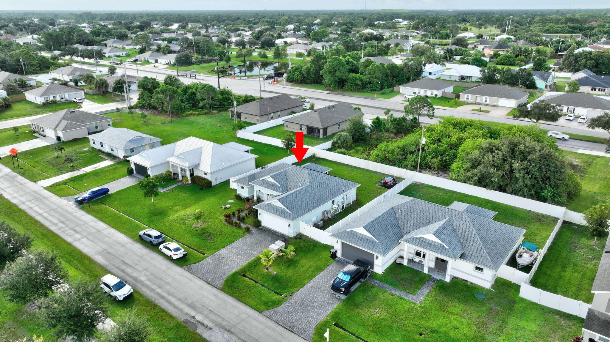 PORT ST LUCIE SECTION 33 - Residential