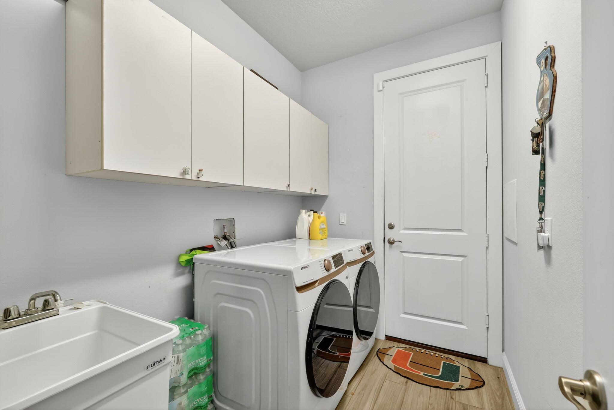 PORT ST LUCIE SECTION 33 - Residential