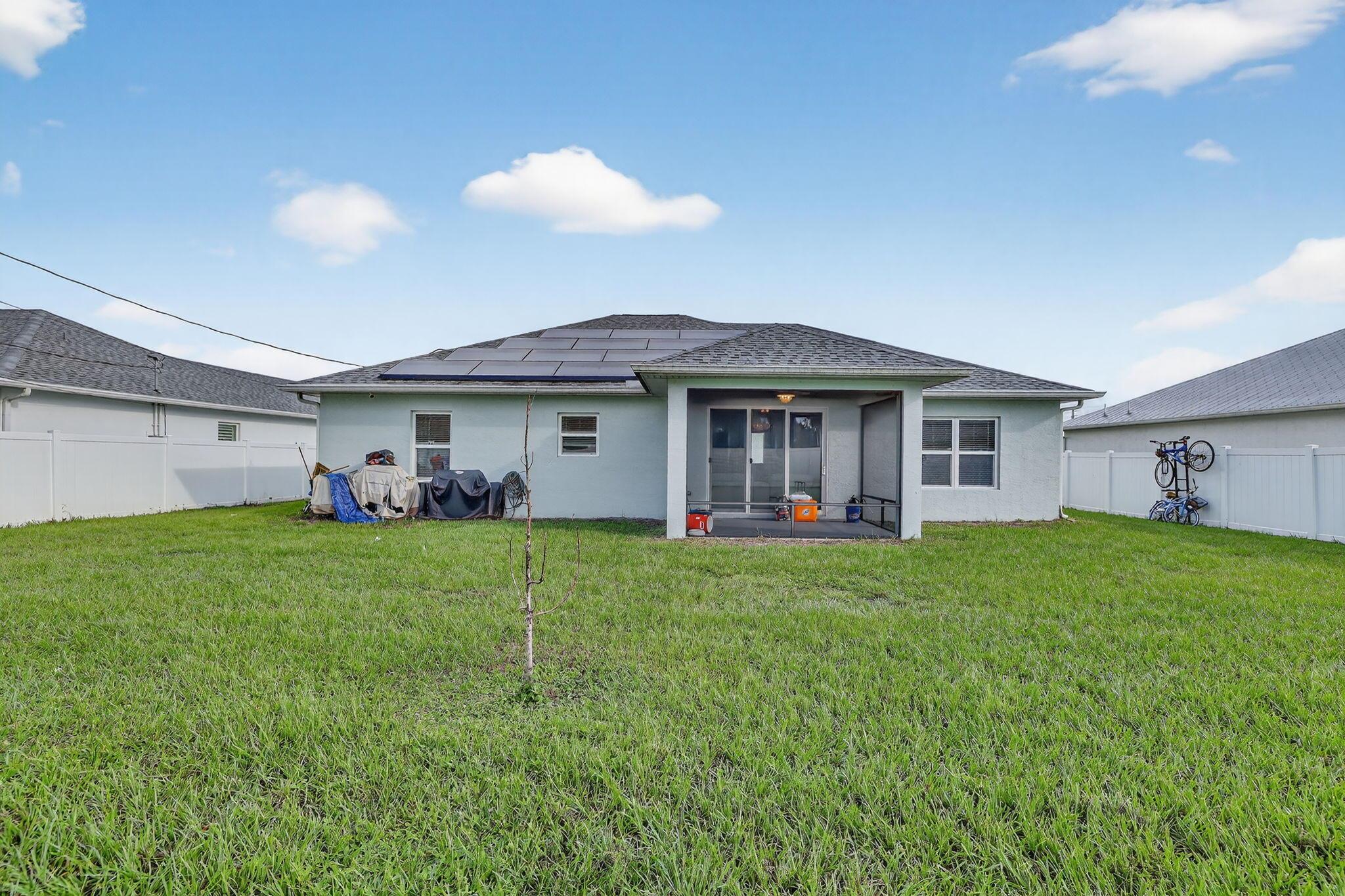 PORT ST LUCIE SECTION 33 - Residential