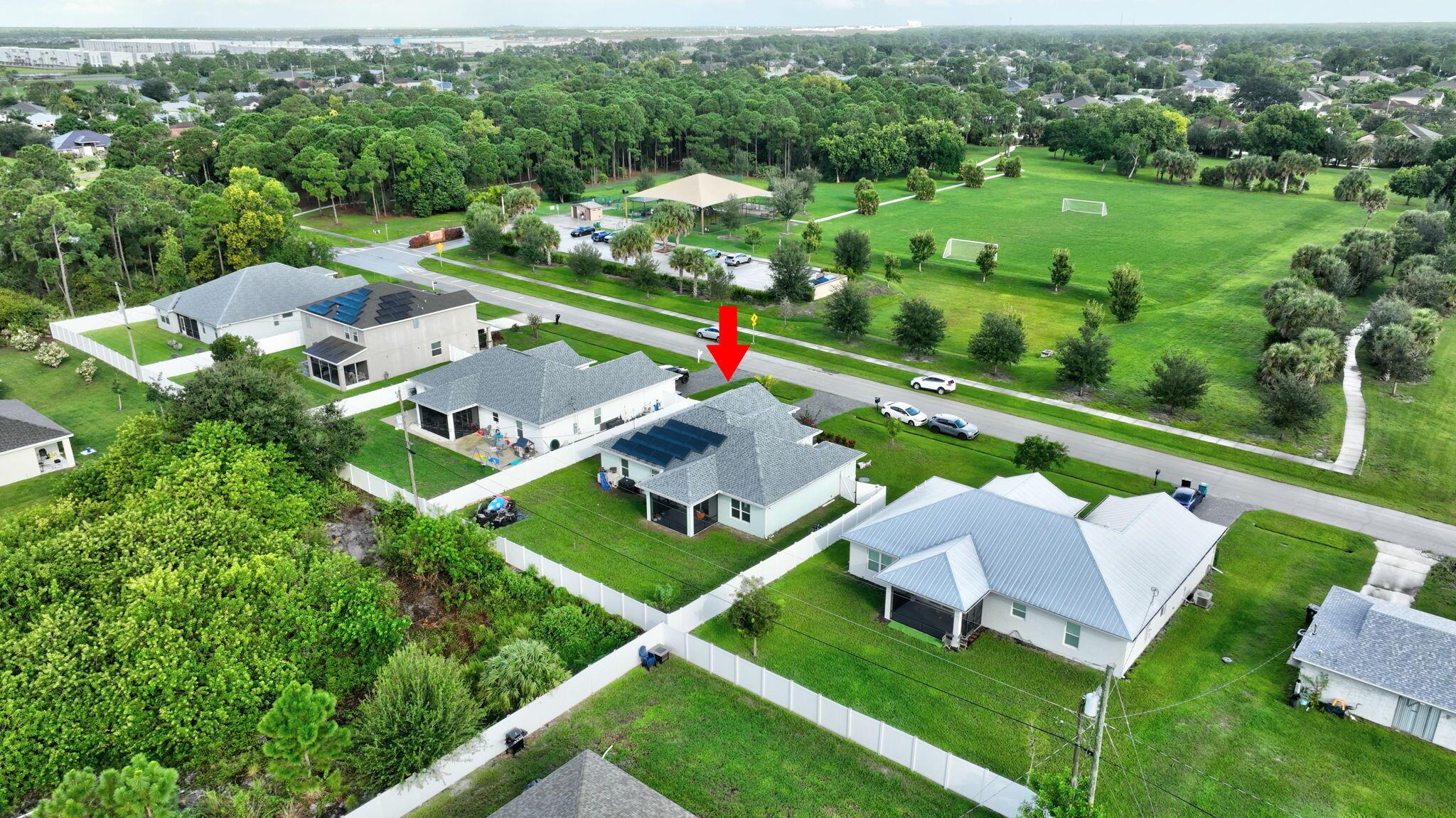 PORT ST LUCIE SECTION 33 - Residential