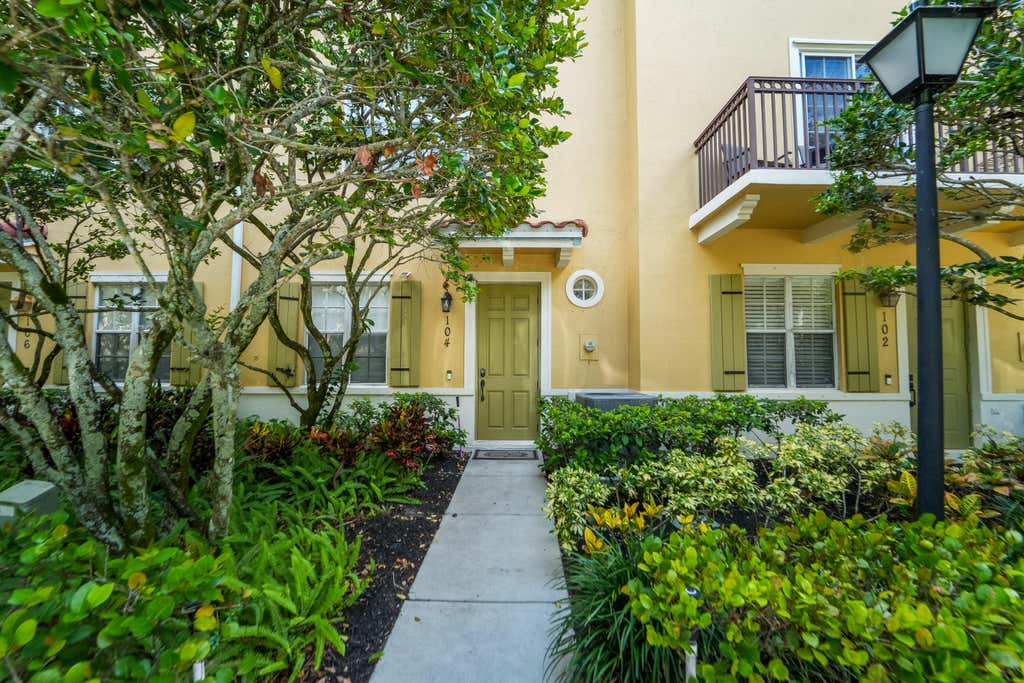 Photo of 104 JESUP Lane #104, Jupiter, FL 33458 (MLS # B26056774)