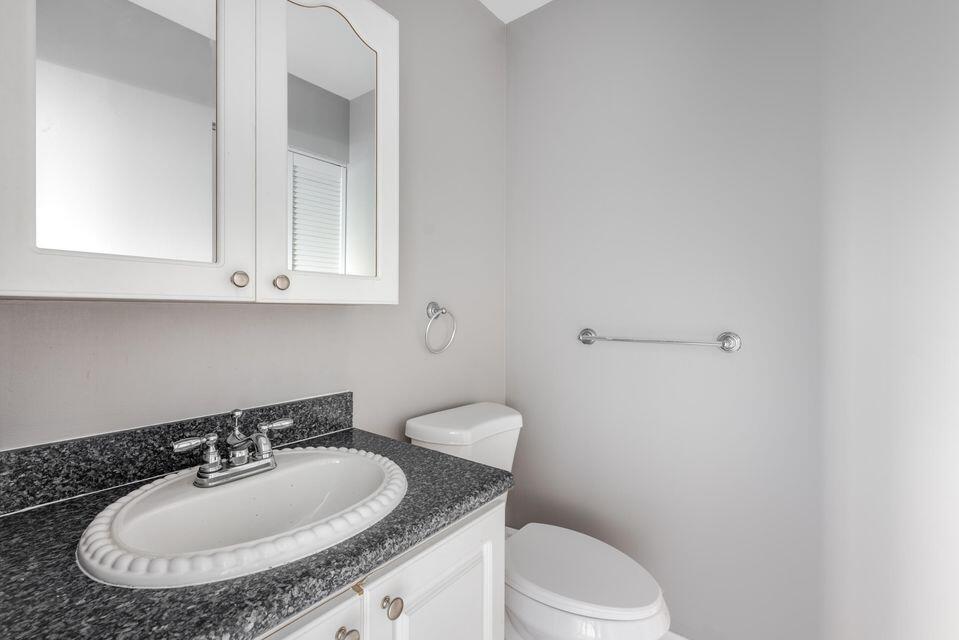 QUAIL HOLLOW CONDO - Residential Lease