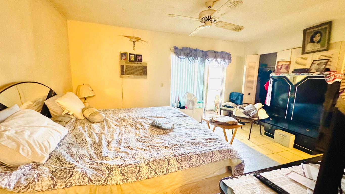 KENT CONDOS - Residential