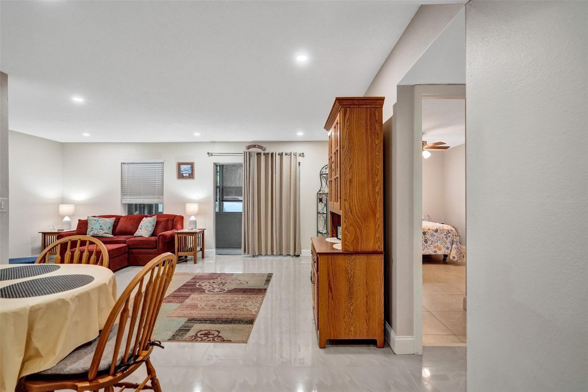 SABAL PALM VILLAGE 2 COND - Residential