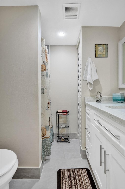 SABAL PALM VILLAGE 2 COND - Residential