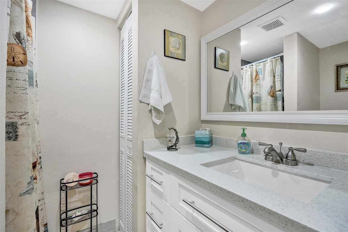 SABAL PALM VILLAGE 2 COND - Residential