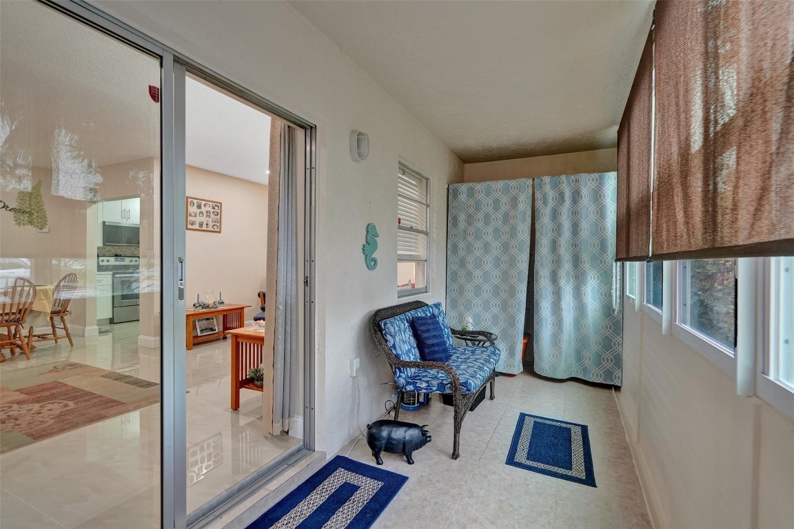 SABAL PALM VILLAGE 2 COND - Residential