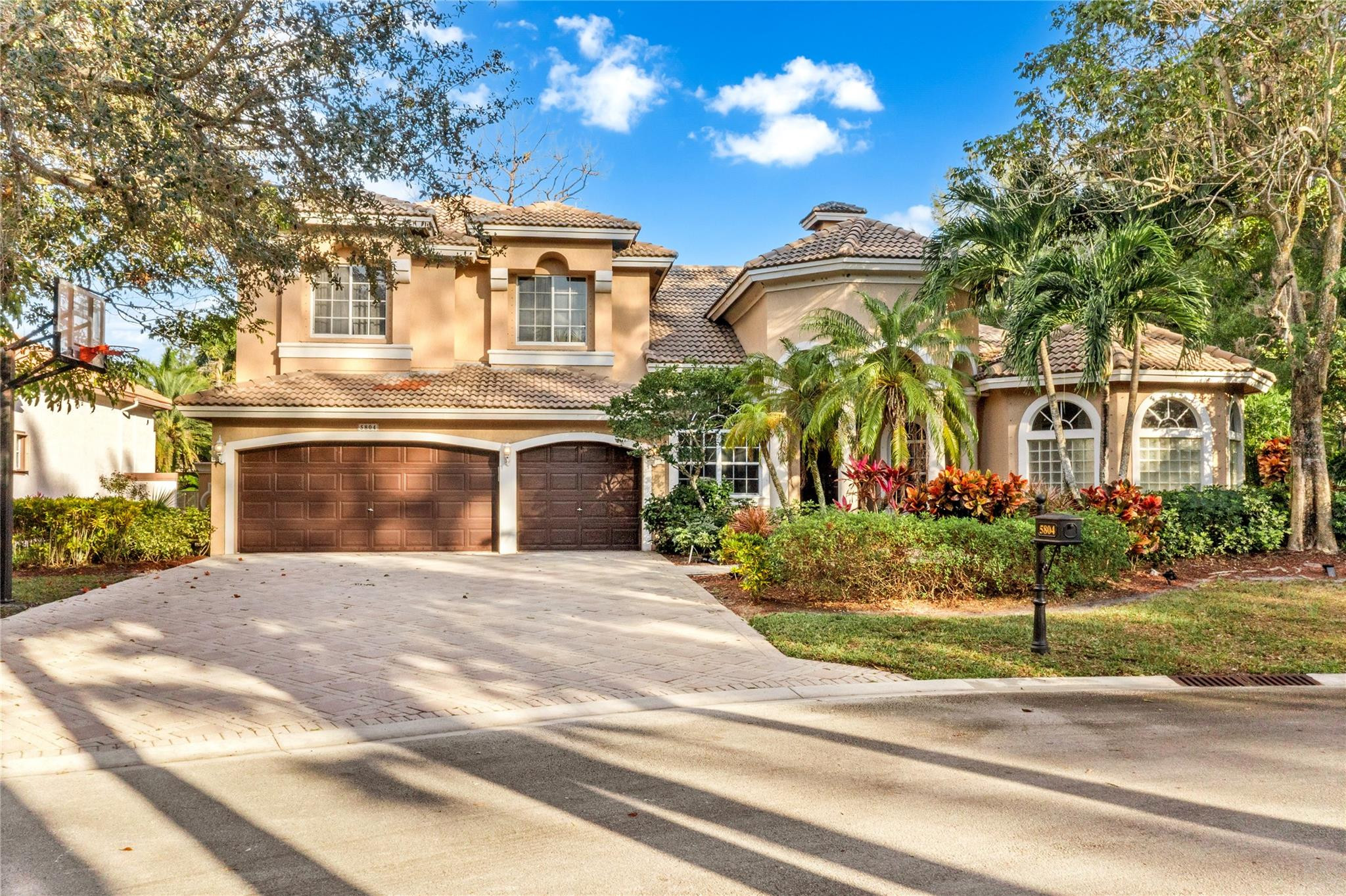 Grand Cypress Estates - Residential