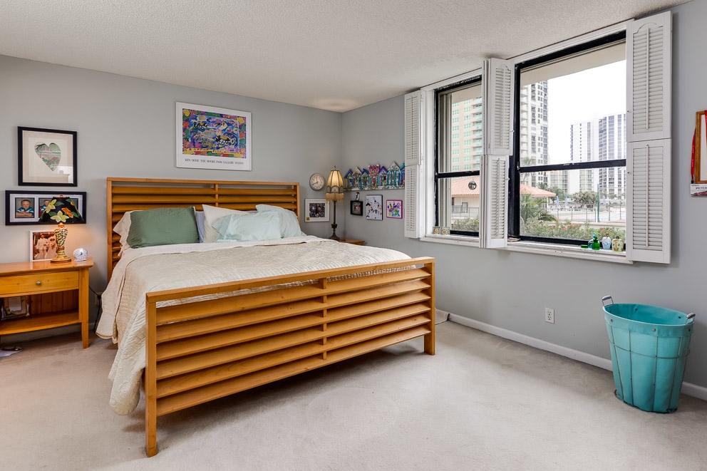 DUNES TOWERS COND A AND B 15-42-43, PART OF GOV LO - Residential