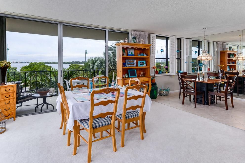 DUNES TOWERS COND A AND B 15-42-43, PART OF GOV LO - Residential