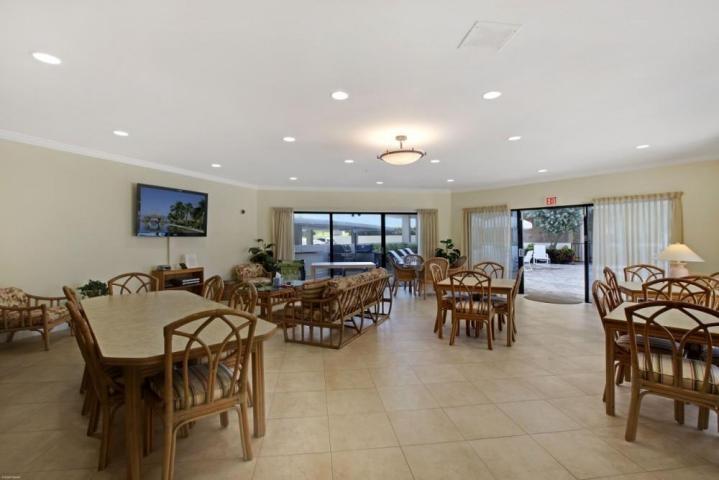 DUNES TOWERS COND A AND B 15-42-43, PART OF GOV LO - Residential