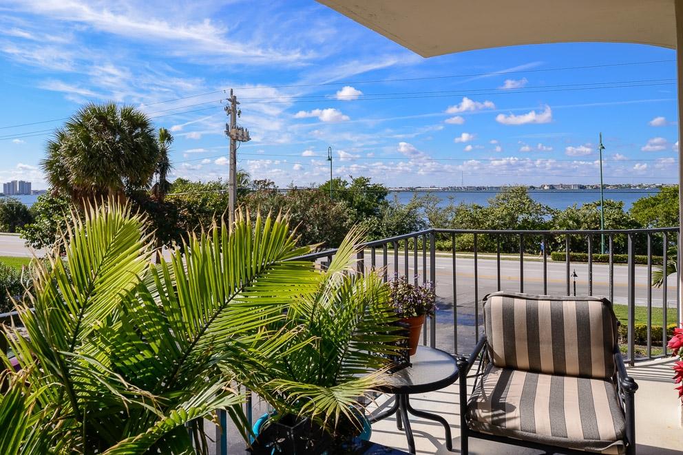 DUNES TOWERS COND A AND B 15-42-43, PART OF GOV LO - Residential