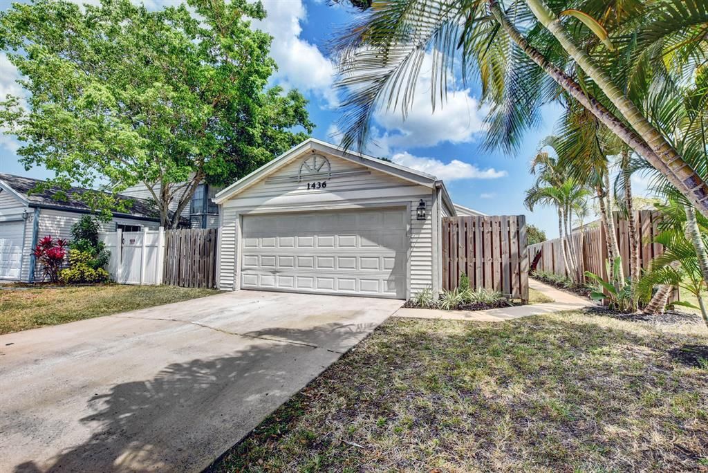 Photo of 1436 Blue Clover Lane, West Palm Beach, FL 33415 (MLS # R10702990)