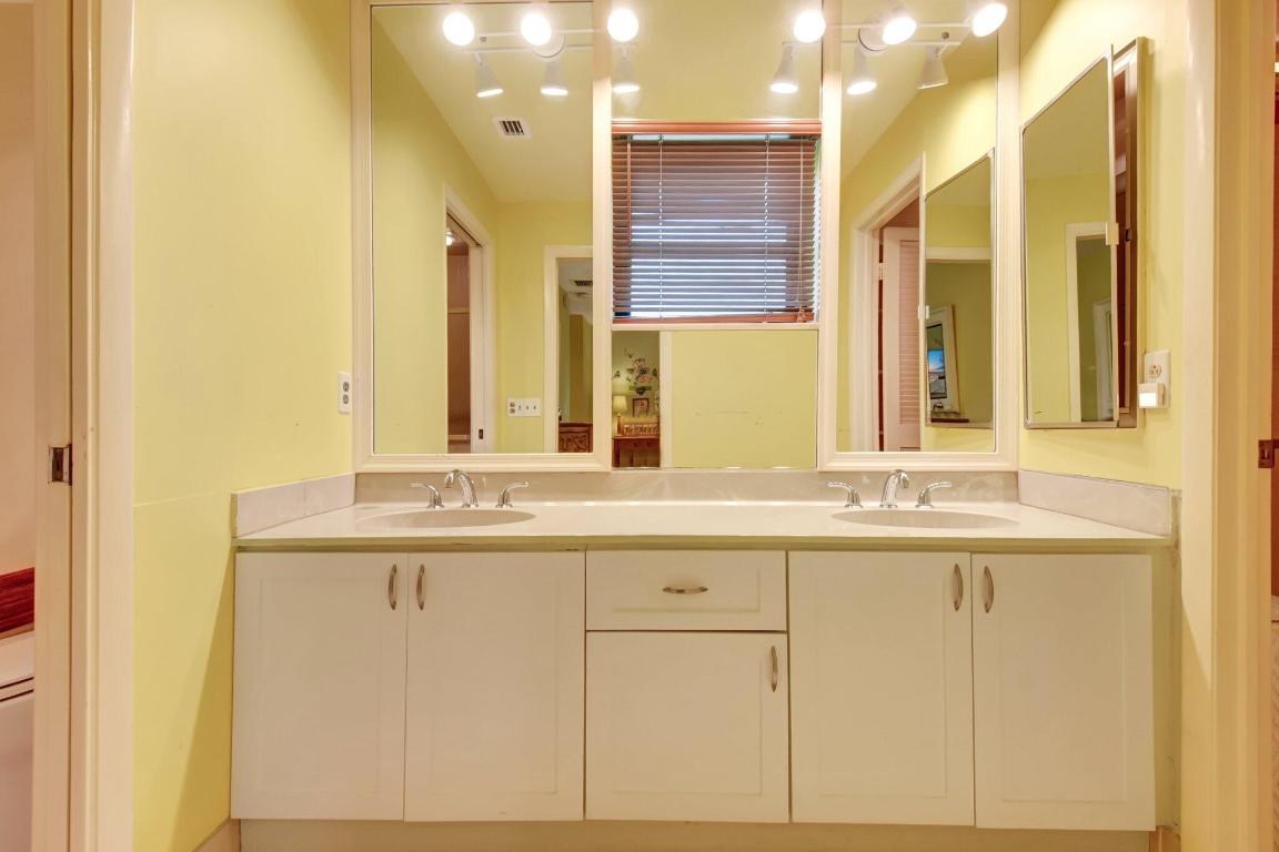 FOUNTAINS OF PALM BEACH CONDO 8 - Residential