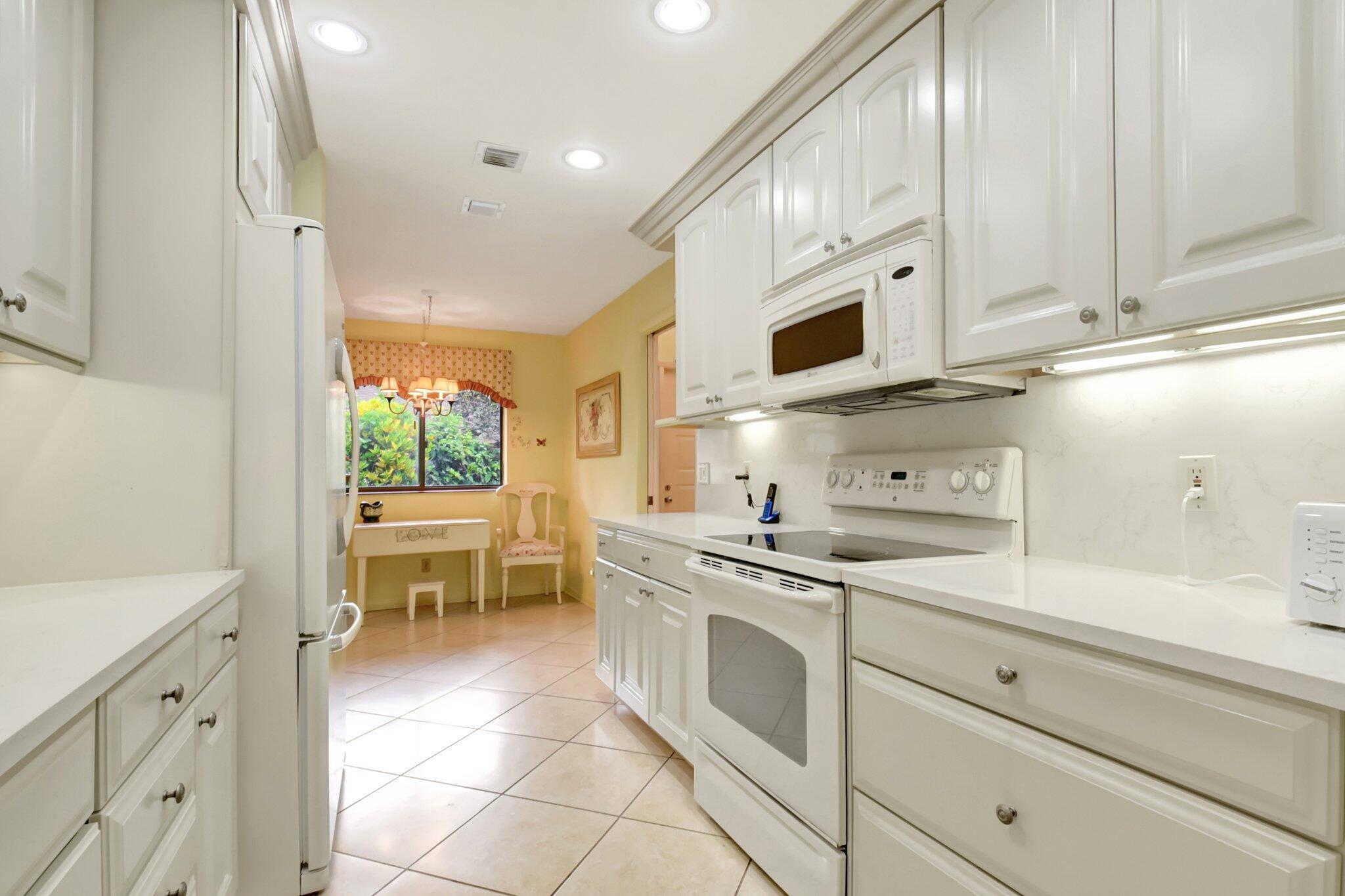 FOUNTAINS OF PALM BEACH C - Residential