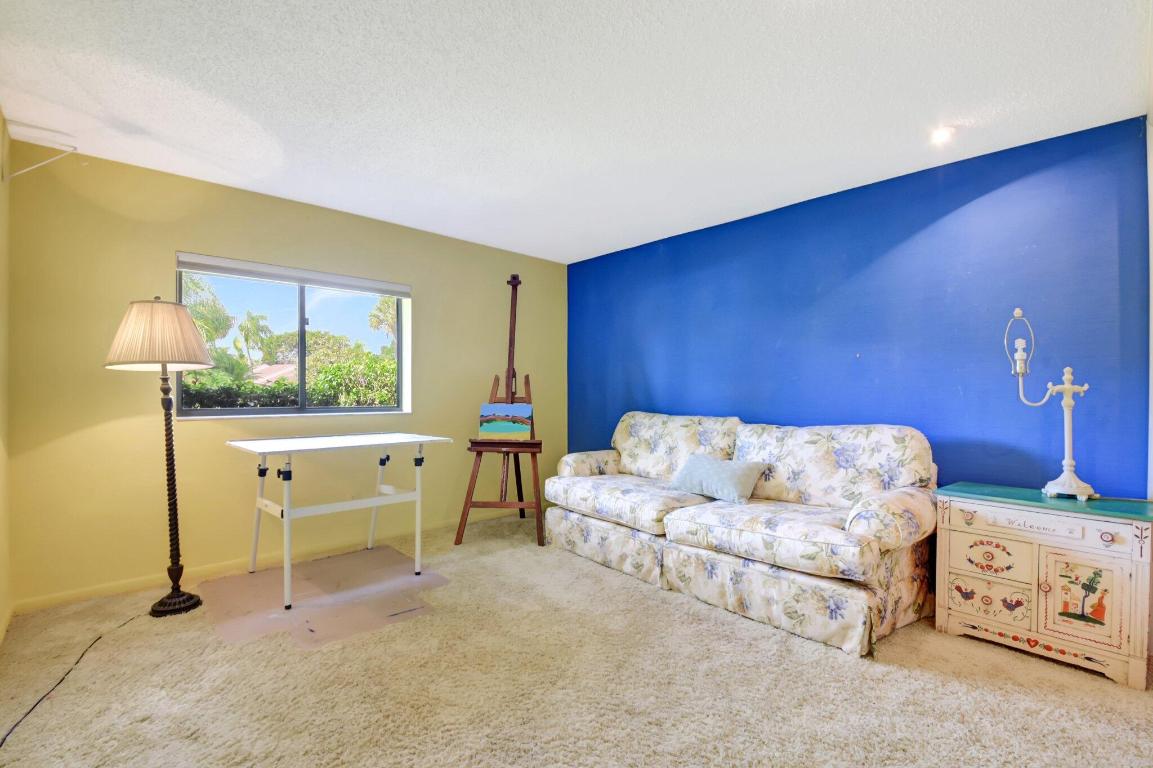 FOUNTAINS OF PALM BEACH CONDO 8 - Residential