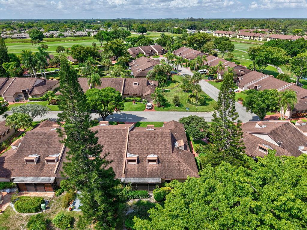 FOUNTAINS OF PALM BEACH CONDO 8 - Residential