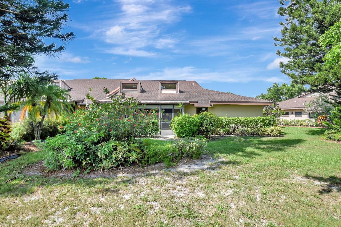 FOUNTAINS OF PALM BEACH CONDO 8 - Residential