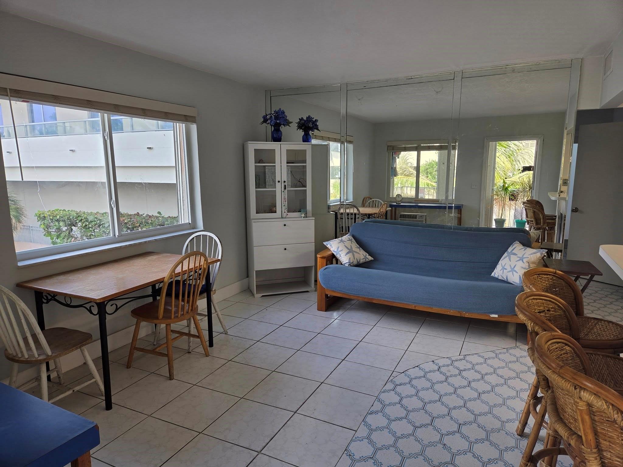 Hollywood Beach 1-27 B - Residential Lease