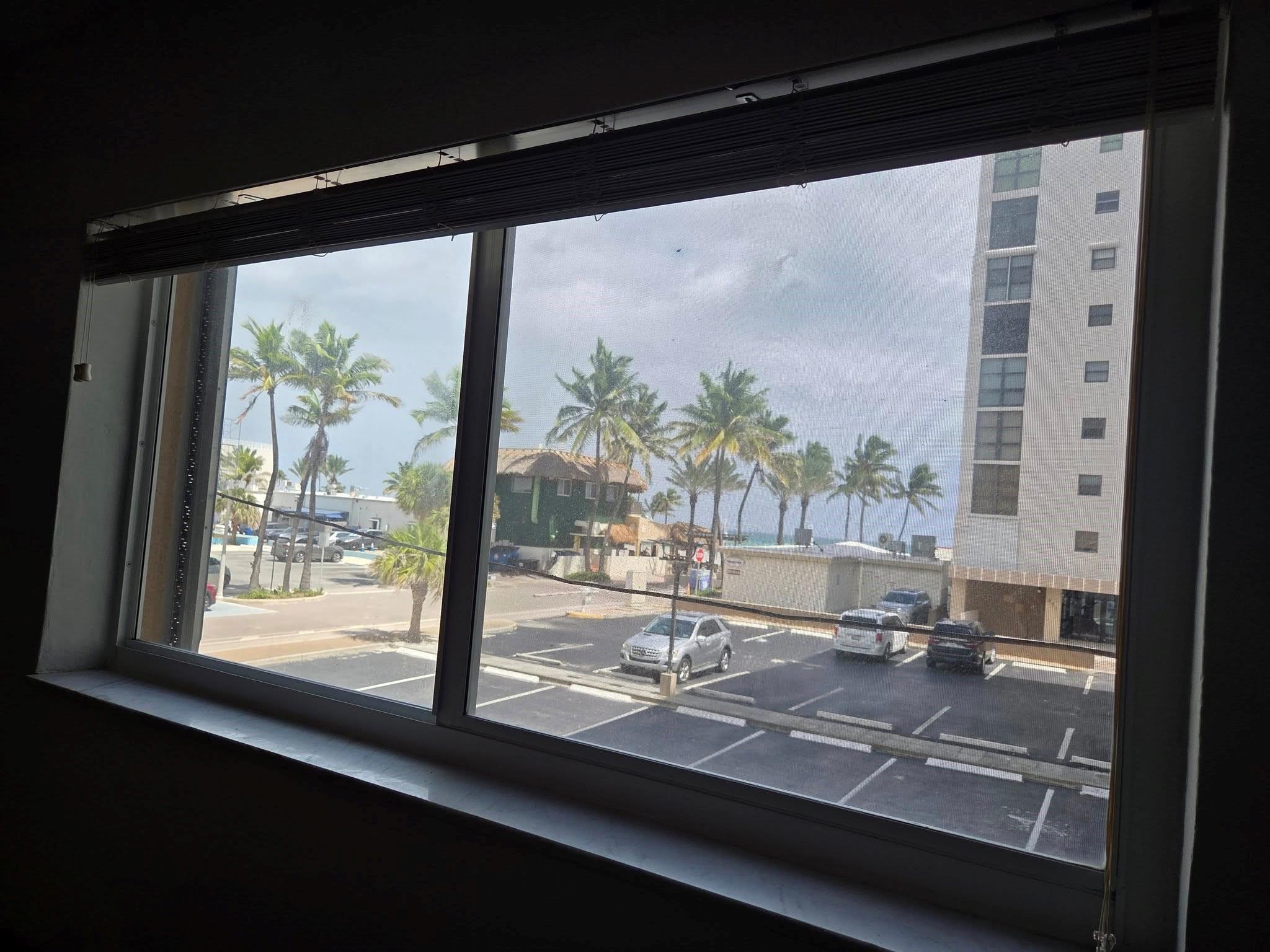 Hollywood Beach 1-27 B - Residential Lease