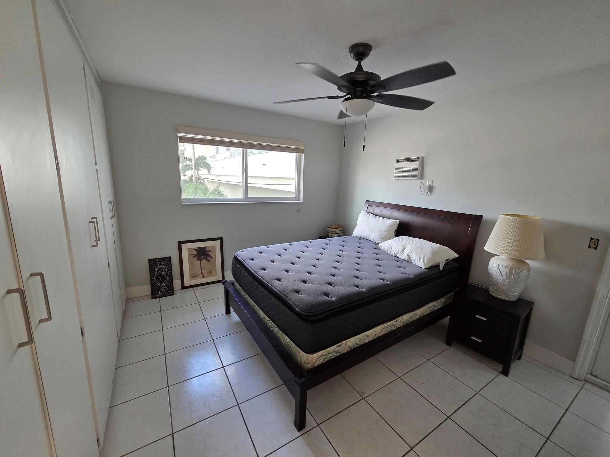 Hollywood Beach 1-27 B - Residential Lease