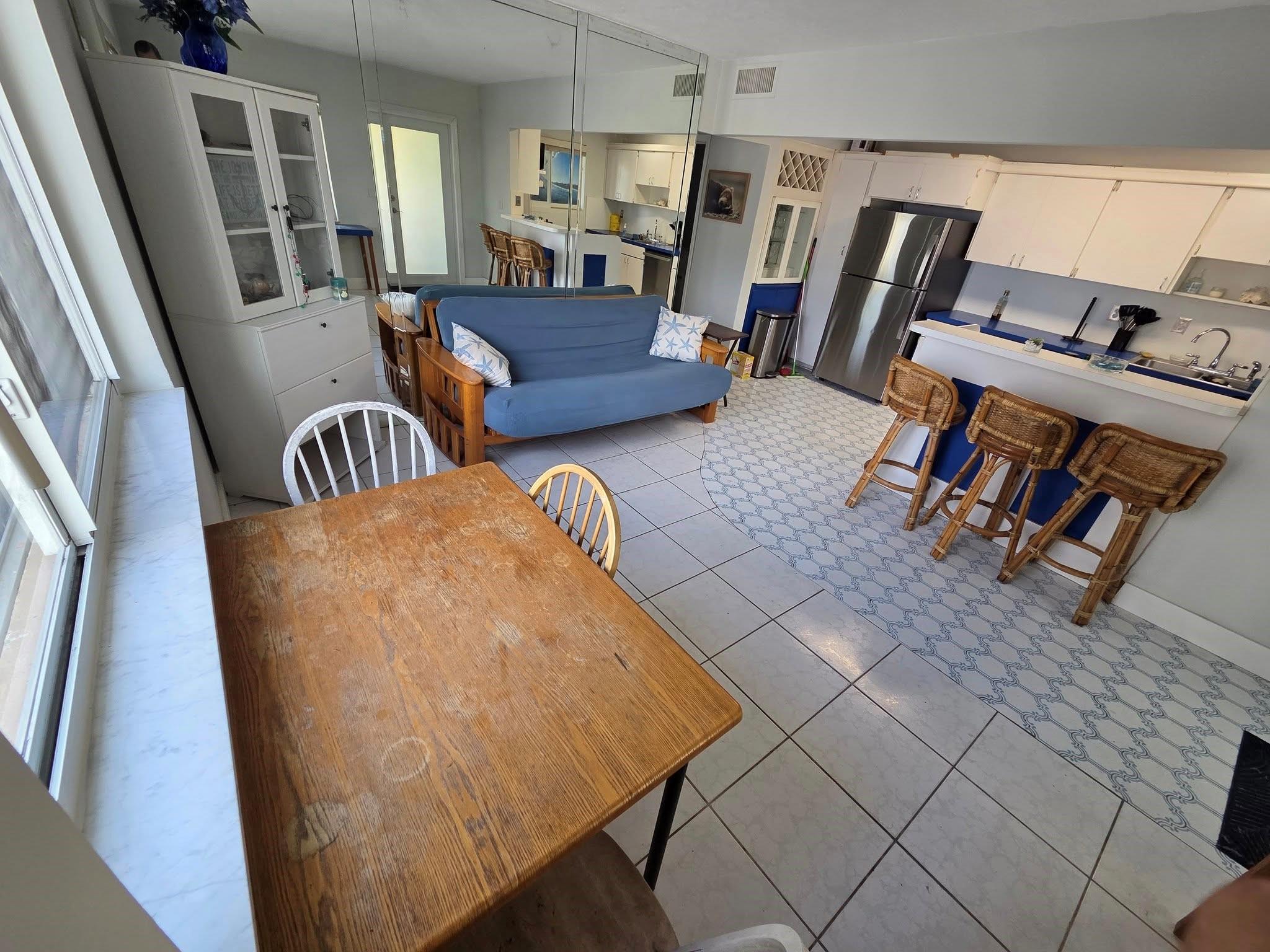 Hollywood Beach 1-27 B - Residential Lease