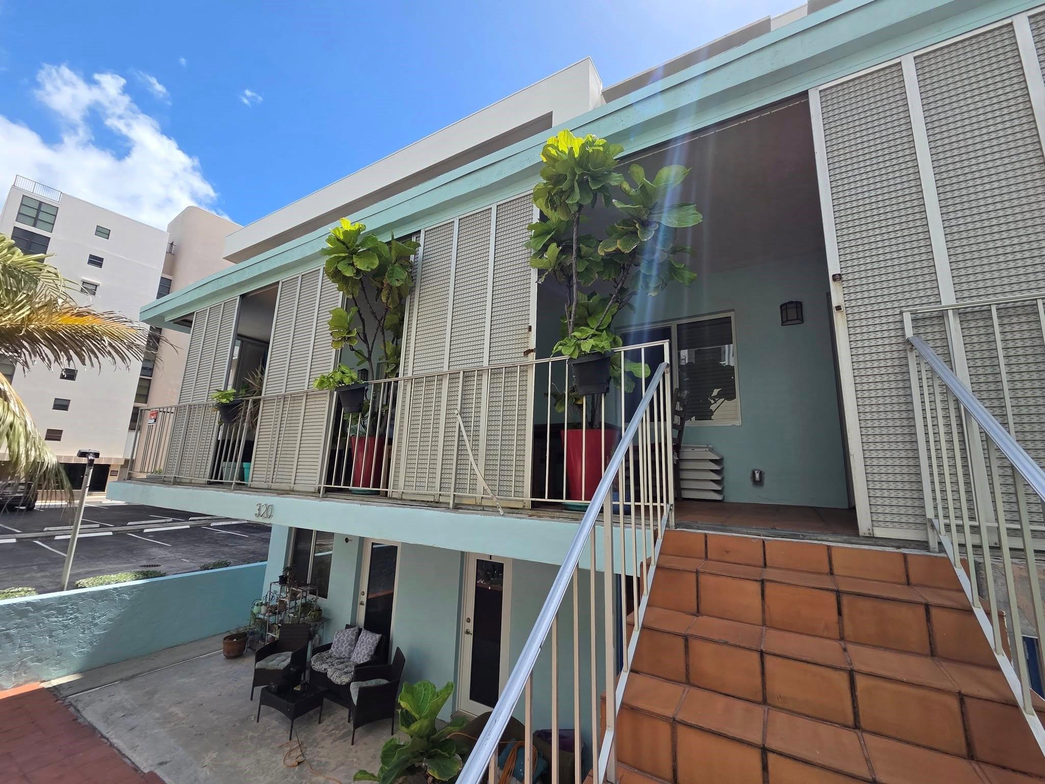 Hollywood Beach 1-27 B - Residential Lease