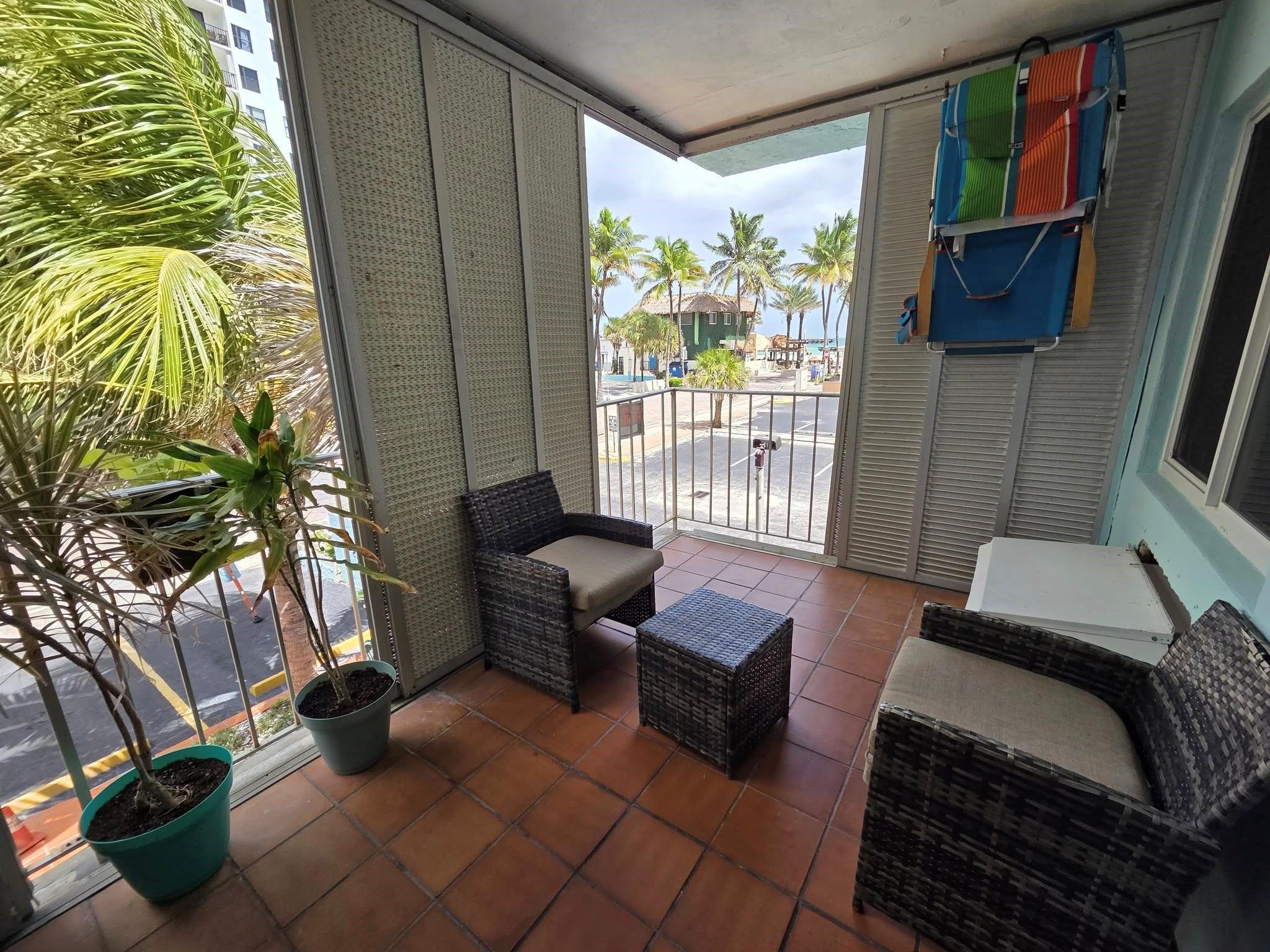 Hollywood Beach 1-27 B - Residential Lease